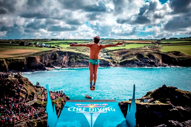 Κυρίαρχος στην έδρα του ο Gary Hunt (photos)