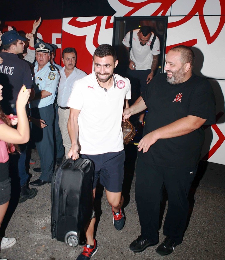 Ολυμπιακός: Αποθεωτική υποδοχή στο Αγρίνιο (photos)