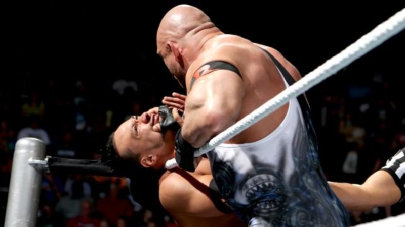 SmackDown: «Δούλεμα» και νίκη για Bryan (photos+videos)