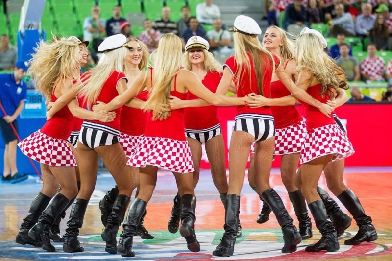 Ευρωμπάσκετ 2013: Στα ύψη ο… υδράργυρος (video+photos)