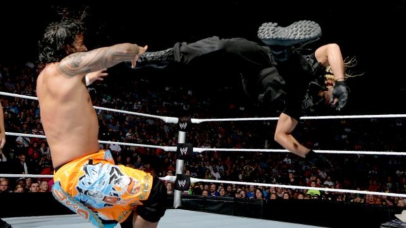 SmackDown: «Δούλεμα» και νίκη για Bryan (photos+videos)