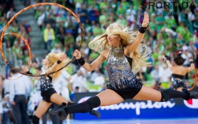 Ευρωμπάσκετ 2013: Στα ύψη ο… υδράργυρος (video+photos)