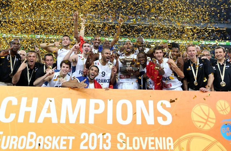 Ευρωμπάσκετ 2013: Ψηλά η γαλλική σημαία (video+photos)