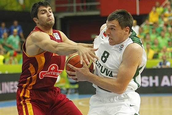 Λιθουανία: Γιόνας... Golden Boy! (photos+videos)