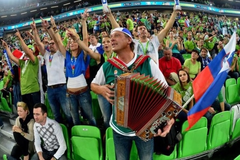 Ευρωμπάσκετ 2013: Στη… μέση το χρυσό (photos)