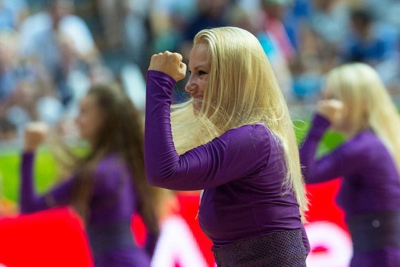 Ευρωμπάσκετ 2013: Το σήκωσαν οι τσιρλίντερ (photos)