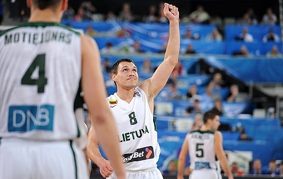Λιθουανία: Γιόνας... Golden Boy! (photos+videos)