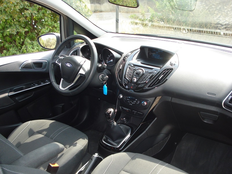 Ford B-Max: Πολλά με λίγα (photos)