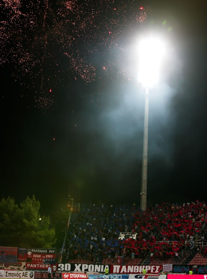 Σώμα στη Νέα Σμύρνη, μυαλό στο Βέλγιο, 2-0 ο Ολυμπιακός (photos)