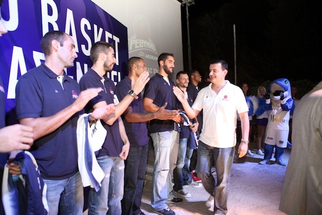 Ρέθυμνο: Παρουσίαση α λα ΝΒΑ (photos)