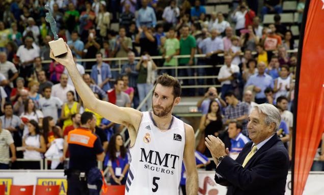Ρεάλ Μαδρίτης: 21 με Μπουρούση (photos+videos)