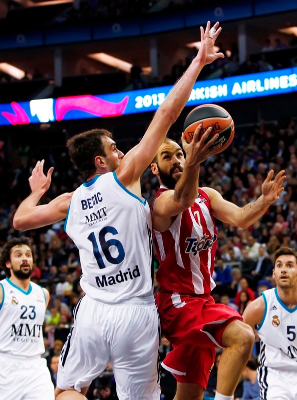 Μπέγκιτς στο Onsports: «Γι' αυτό άφησα τη Ρεάλ για τον Ολυμπιακό» (photos+videos)
