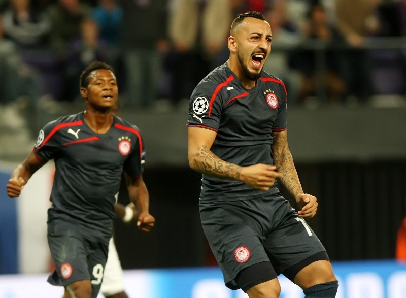 Ολυμπιακός: Έγραψε ιστορία ο Μήτρογλου (photos)