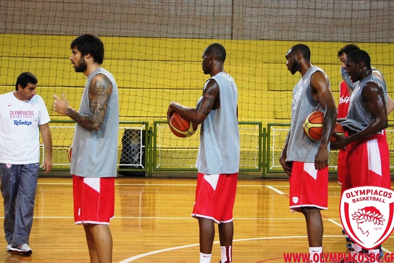 Ολυμπιακός: Η προπόνηση στη Βραζιλία (photos+videos)