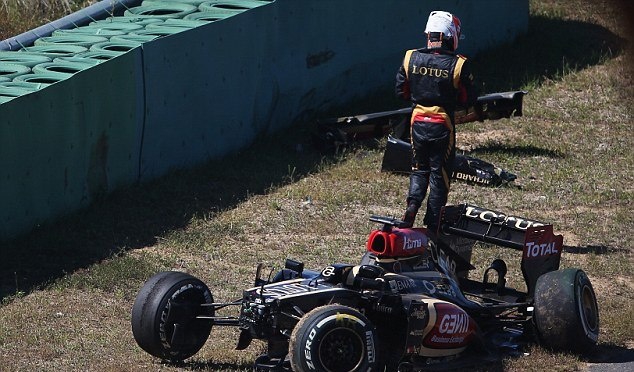 Λότους: Το τρακάρισμα του Ραϊκόνεν (photos+video)