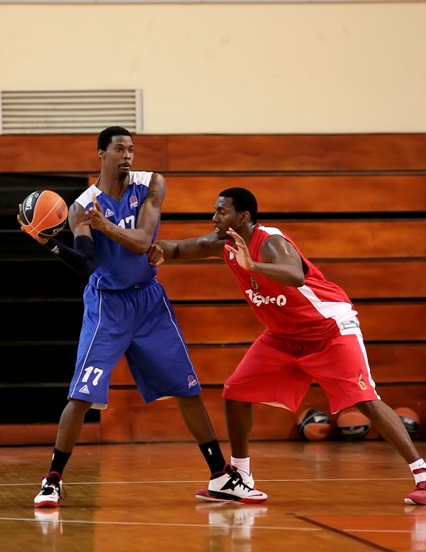 Μπιτσότσι στο Onsports: «Ποιος Χάινς… μπροστά στον Ντάνστον;» (photos+videos)