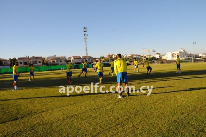 ΑΠΟΕΛ: Ανακοίνωσε Δώνη (photos+videos)