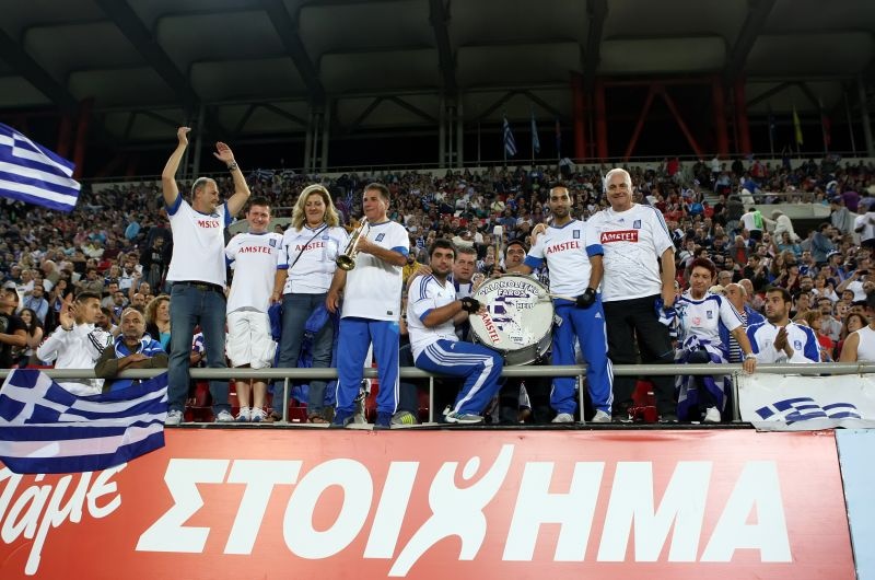 Συν Αθηνά και… Μούτσα κίνει, η Ελλάδα 1-0 τη Σλοβακία (Video+Photos)