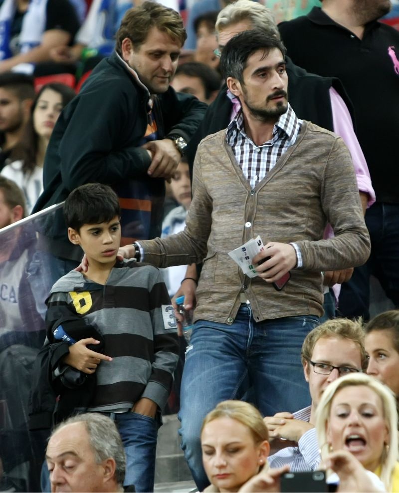 Ελλάδα: Υψηλές… παρουσίες στο «Γ. Καραϊσκάκης» (photos)