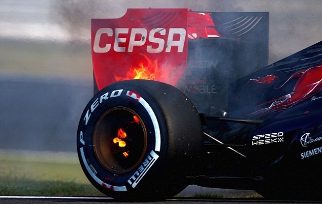 Τόρο Ρόσο: Πήρε… φωτιά ο Βερνιέ! (photos+video)