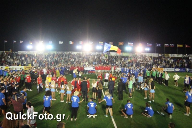 Στο θρόνο της η Ρουμανία στο miniEURO 2013! (photos)