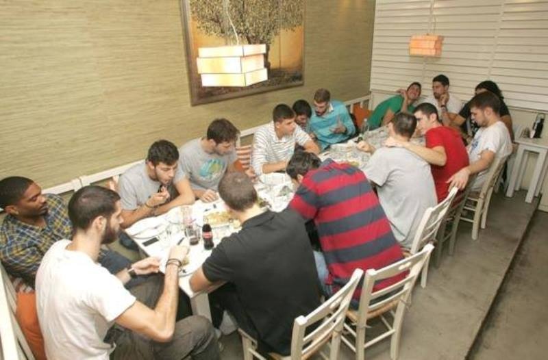 Άρης: Δείπνο στον Γκάλη (photos)