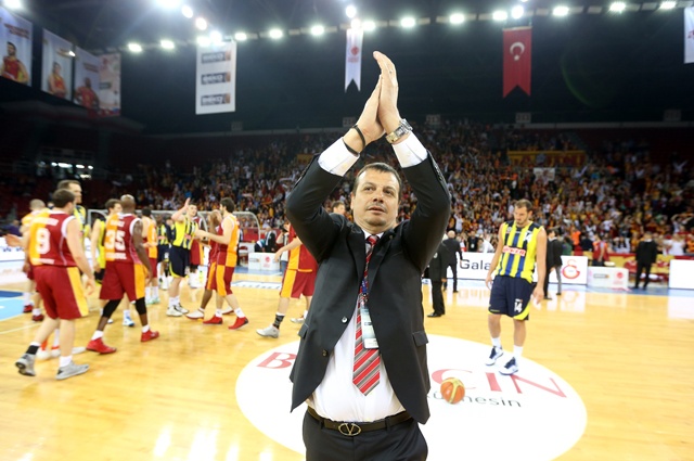Αταμάν στο Onsports: «Φίλοι μας οι Ολυμπιακοί!» (photos+videos)