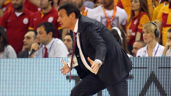 Αταμάν στο Onsports: «Φίλοι μας οι Ολυμπιακοί!» (photos+videos)