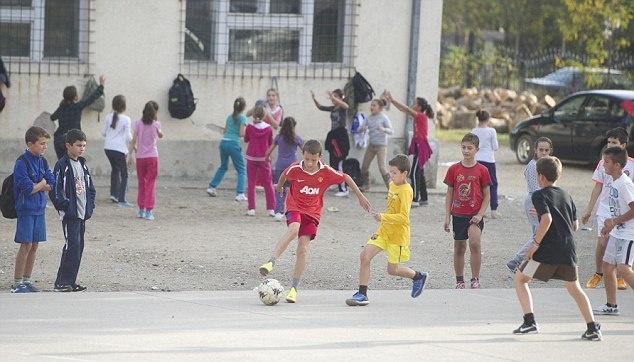 Μάντσεστερ Γιουνάιτεντ: Σπάνιες φωτογραφίες από τον Γιανουζάι (photos)