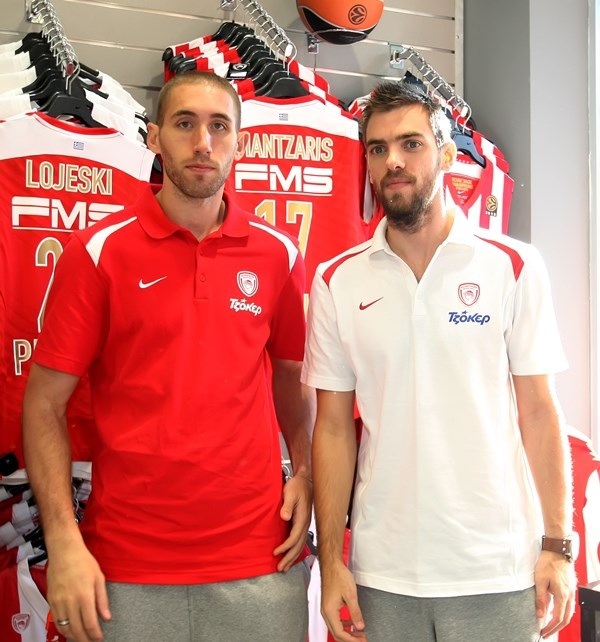 Ολυμπιακός: Οι νέες φανέλες (video+photos)