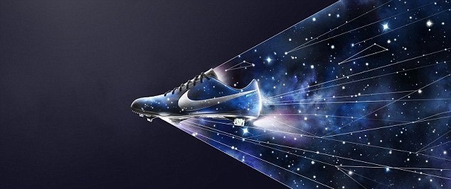 Ρεάλ Μαδρίτης: Τα… συμπαντικά παπούτσια του Ρονάλντο (photos+video)