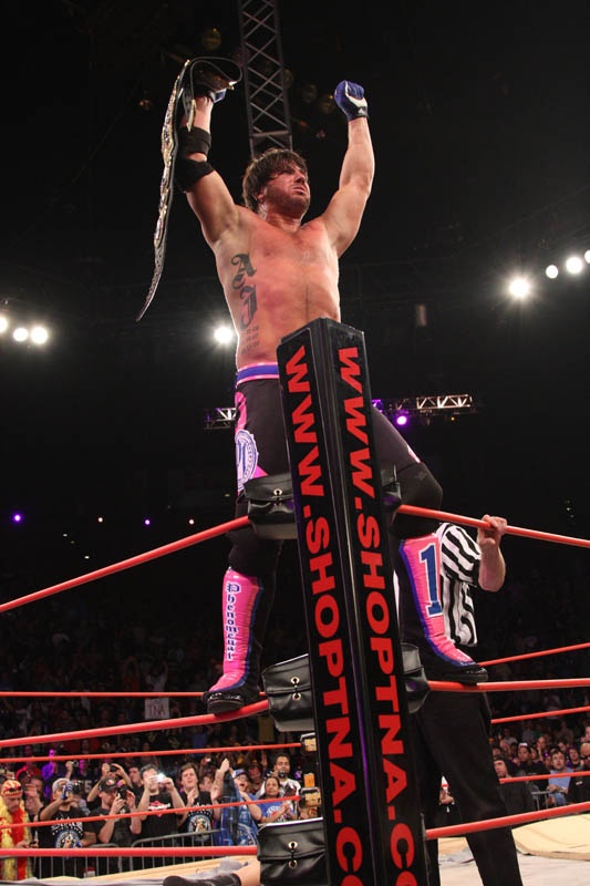 TNA Impact Wrestling: Πρωταθλητής ο AJ Styles (photos+videos)