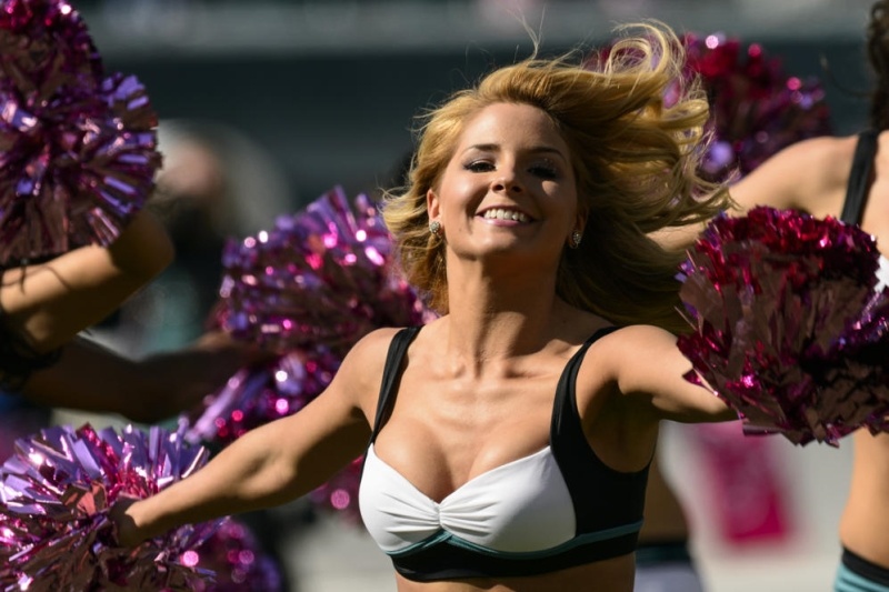 NFL: Οι Cheerleaders της 7ης αγωνιστικής (photos)