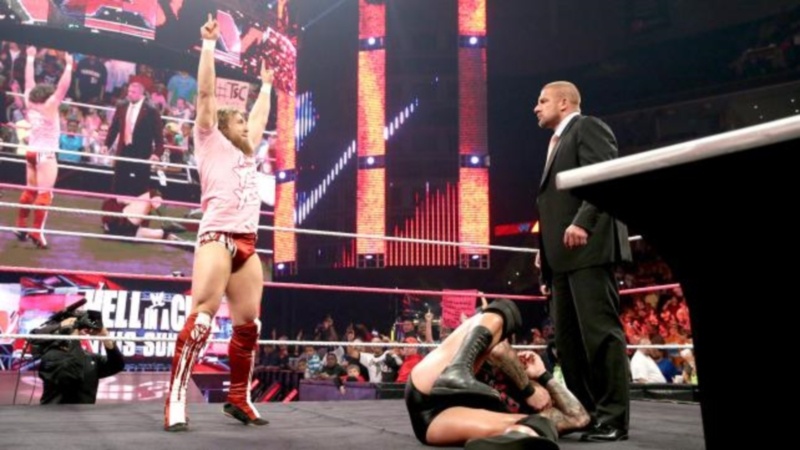 Raw SuperShow: Πήρε… θέση ο Shawn Michaels (photos+videos)