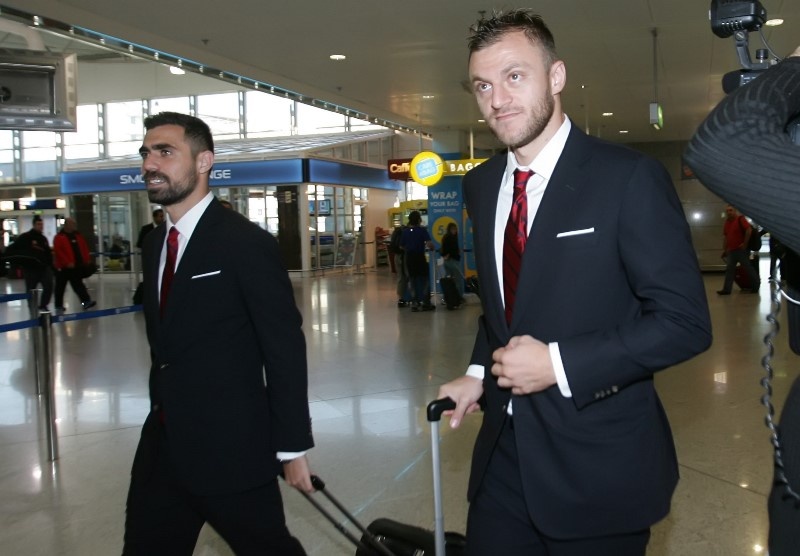 Ολυμπιακός: Η αναχώρηση για Λισαβόνα (photos)