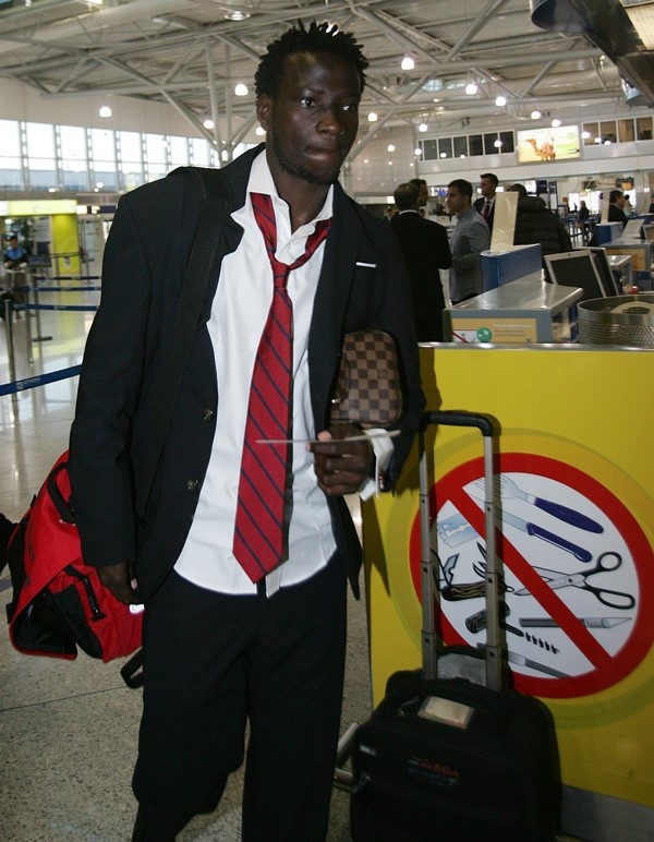 Ολυμπιακός: Η αναχώρηση για Λισαβόνα (photos)