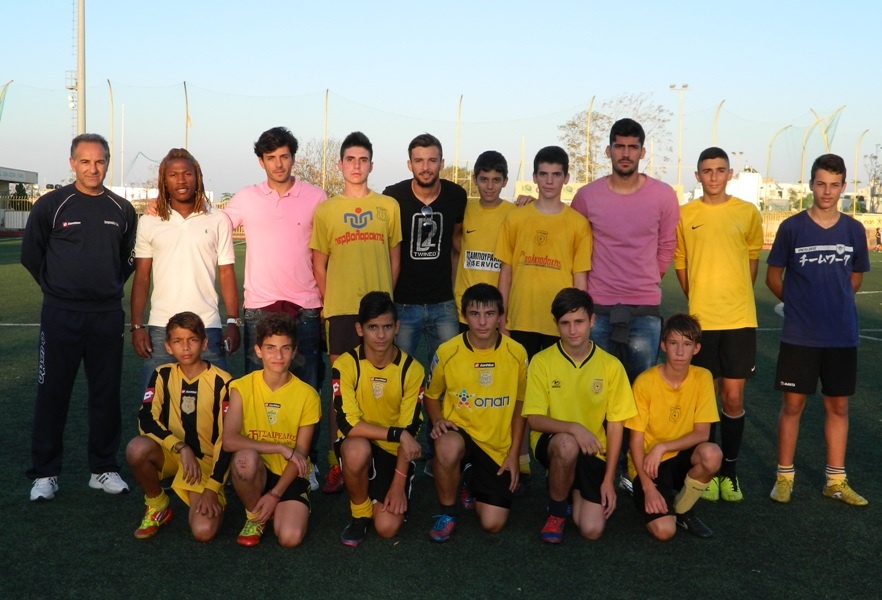 Εργοτέλης: Επίσκεψη παικτών στις ακαδημίες του συλλόγου (photos)