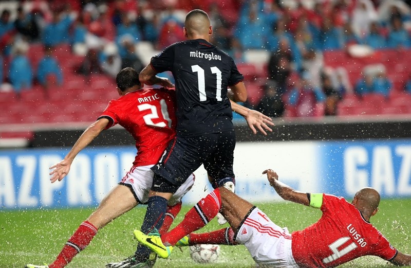 Ολυμπιακός: Το… κολύμπι στο «Ντα Λουζ»! (photos)