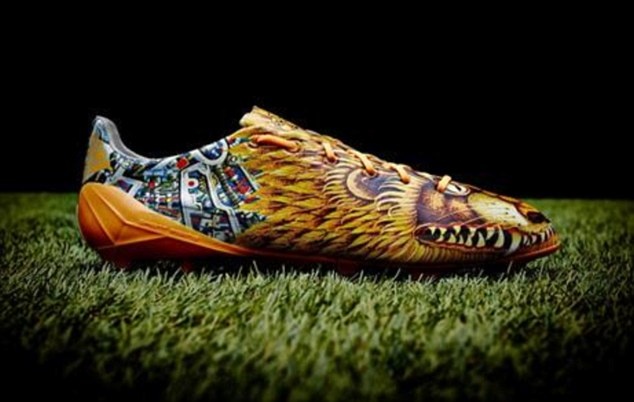 Τα πιο extreme ποδοσφαιρικά παπούτσια (photos)