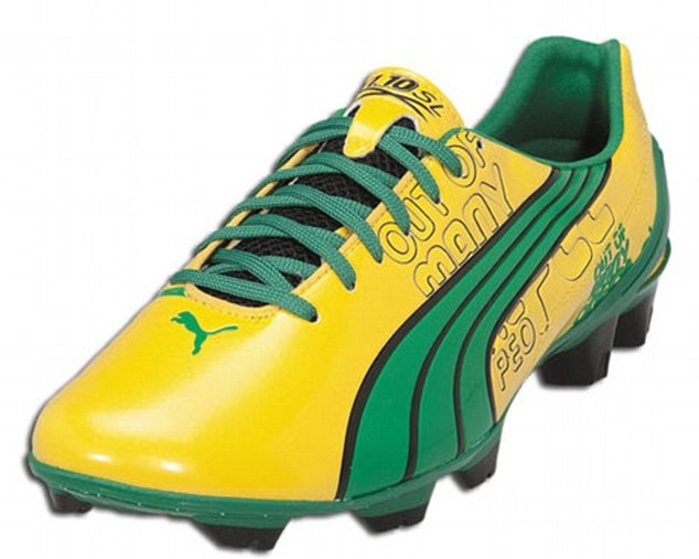 Τα πιο extreme ποδοσφαιρικά παπούτσια (photos)