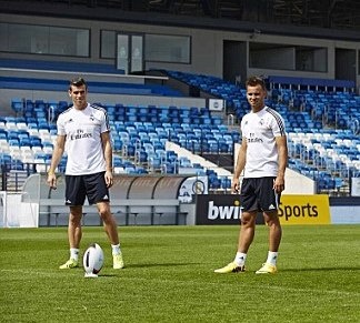 Ρεάλ Μαδρίτης: Ντρίμπλα με τα… οπίσθια! (photos+video)