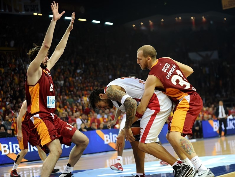 Ολυμπιακός: Τρέχει με... 2000 ο Πρίντεζης (photos+video)