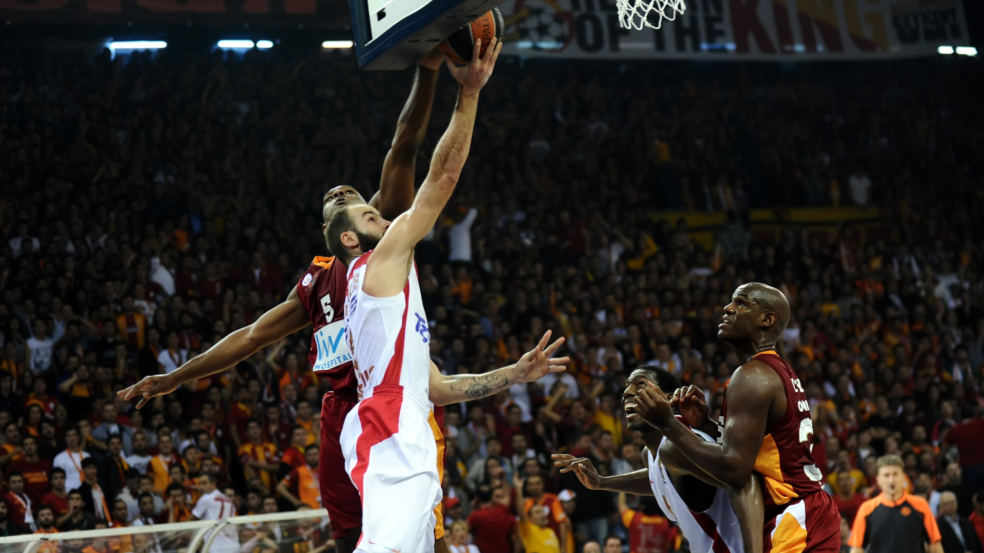 Ολυμπιακός: «Κυνηγά» Διαμαντόπουλο ο Σπανούλης (photos)