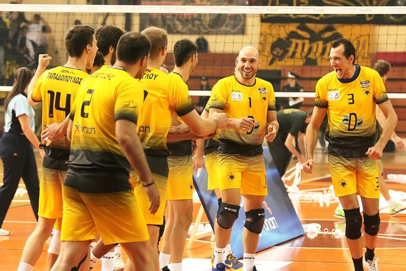 Εύκολα η ΑΕΚ, 3-0 τον Παναθηναϊκό