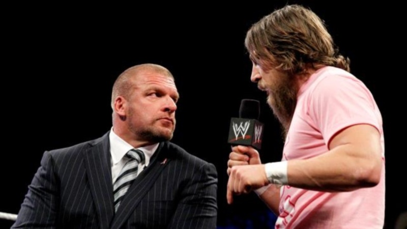 SmackDown: Στο Hell in a Cell με γιορτή (photos+videos)