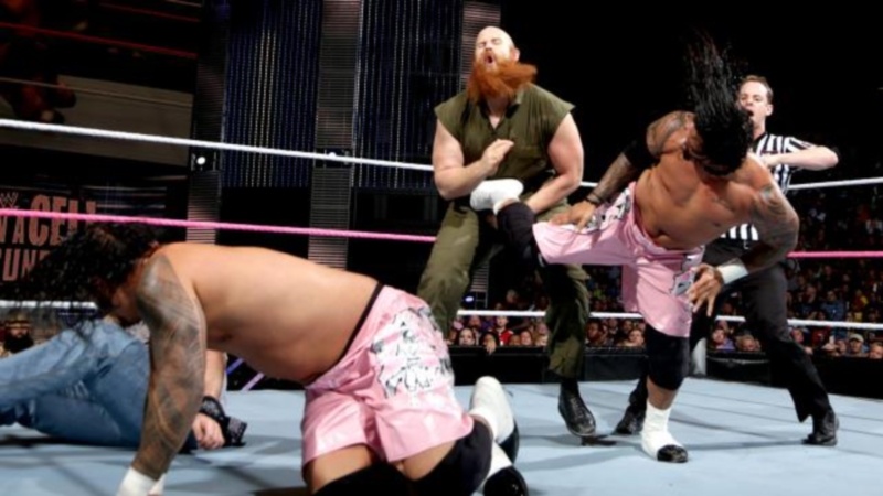 SmackDown: Στο Hell in a Cell με γιορτή (photos+videos)