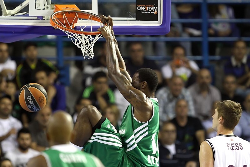 Παναθηναϊκός: «Γκρέμισαν» την μπασκέτα! (photos+video)