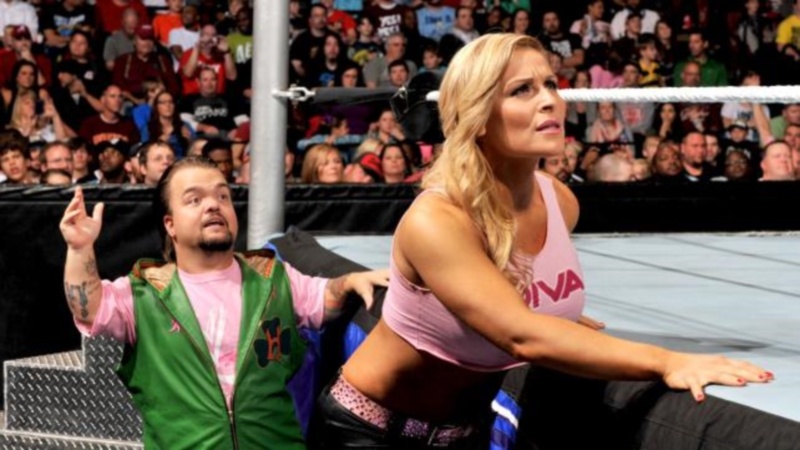SmackDown: Στο Hell in a Cell με γιορτή (photos+videos)