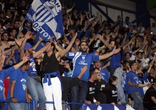 Ανόρθωση: «Γαλανόλευκο» το γήπεδο κόντρα στους Τούρκους (videos+photos)