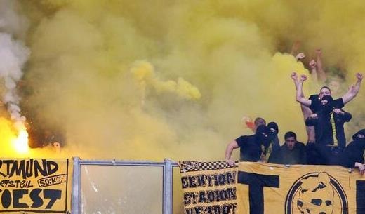 Μπορούσια Ντόρτμουντ: «Βανδαλισμοί» με Σάλκε (photos+video)